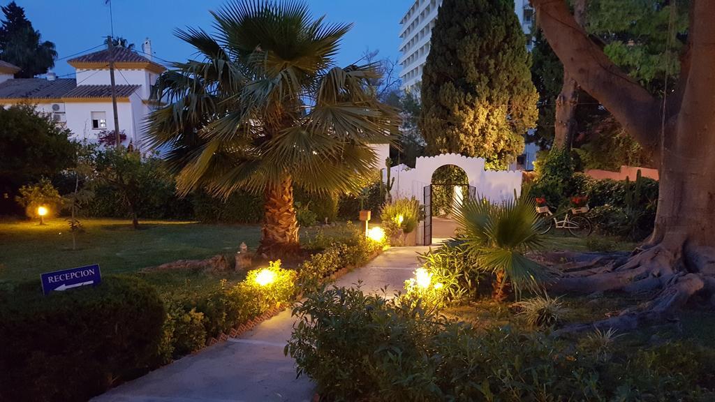 טורמולינוס Hostal Boutique Los Geranios Del Pinar מראה חיצוני תמונה
