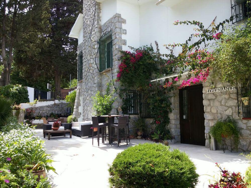 טורמולינוס Hostal Boutique Los Geranios Del Pinar מראה חיצוני תמונה