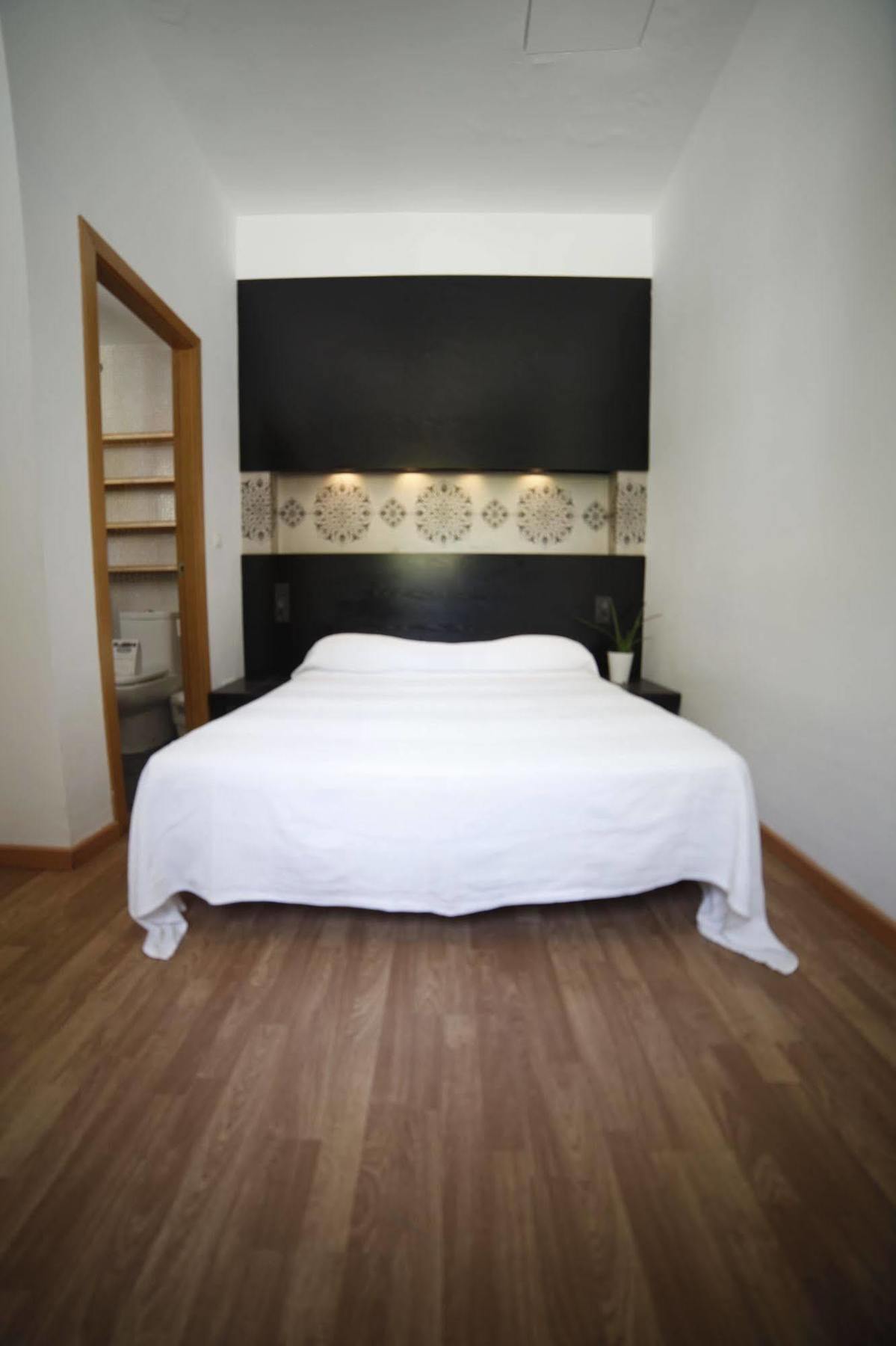 טורמולינוס Hostal Boutique Los Geranios Del Pinar מראה חיצוני תמונה